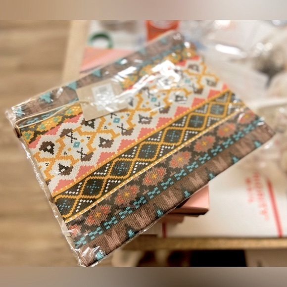 ✌🏼 #2550 Fashionably Cute Aztec Vibes Crossbody Purse - Picture 14 of 14